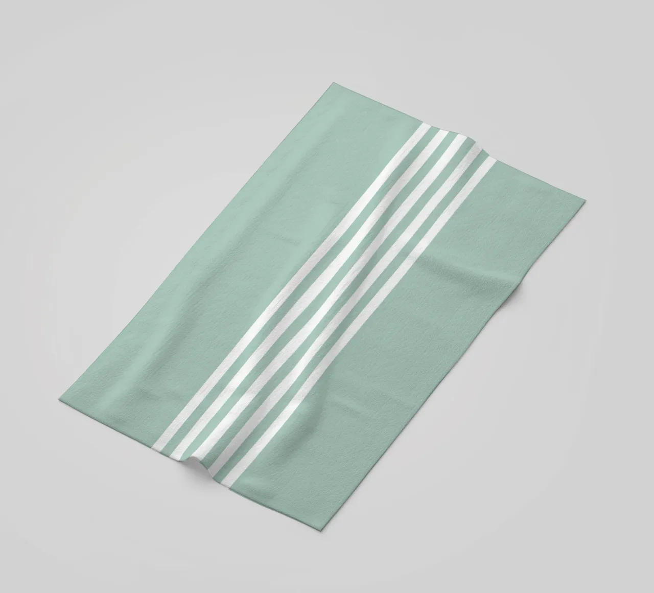Strisce centrate Basic Scandi 2 | Bianco su blu morbido verde telo mare da Beauty in Simplicity