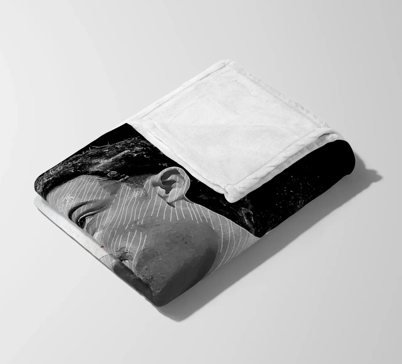 Xavi Simons coperta in pile da tenten