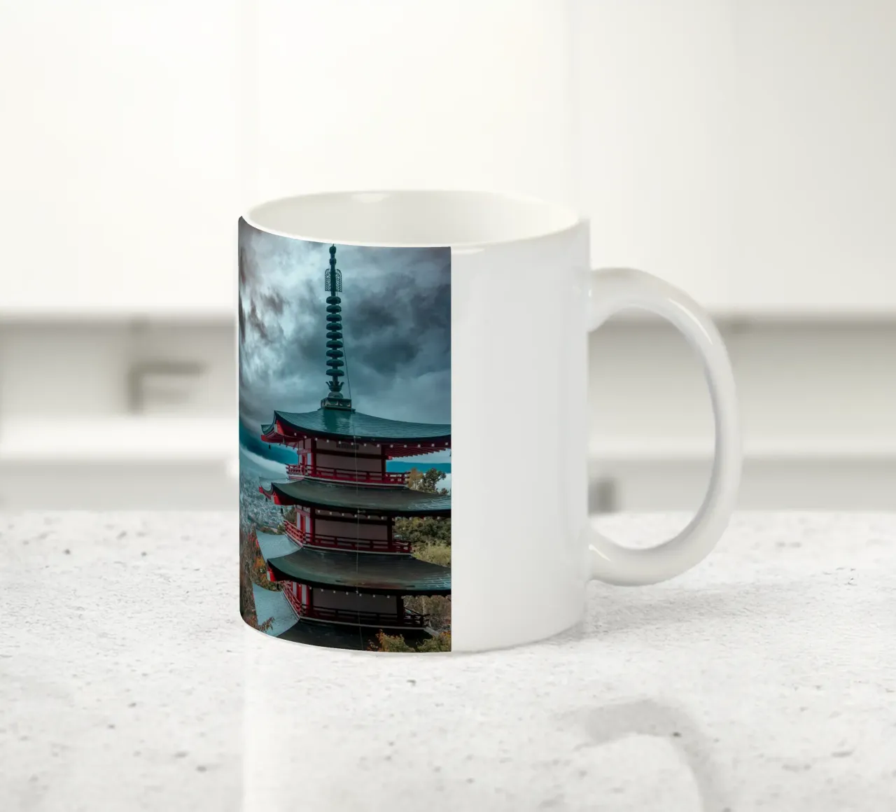 Pagoda Chureito a Fujiyoshida, Giappone tazza in ceramica da Marcel Bisig