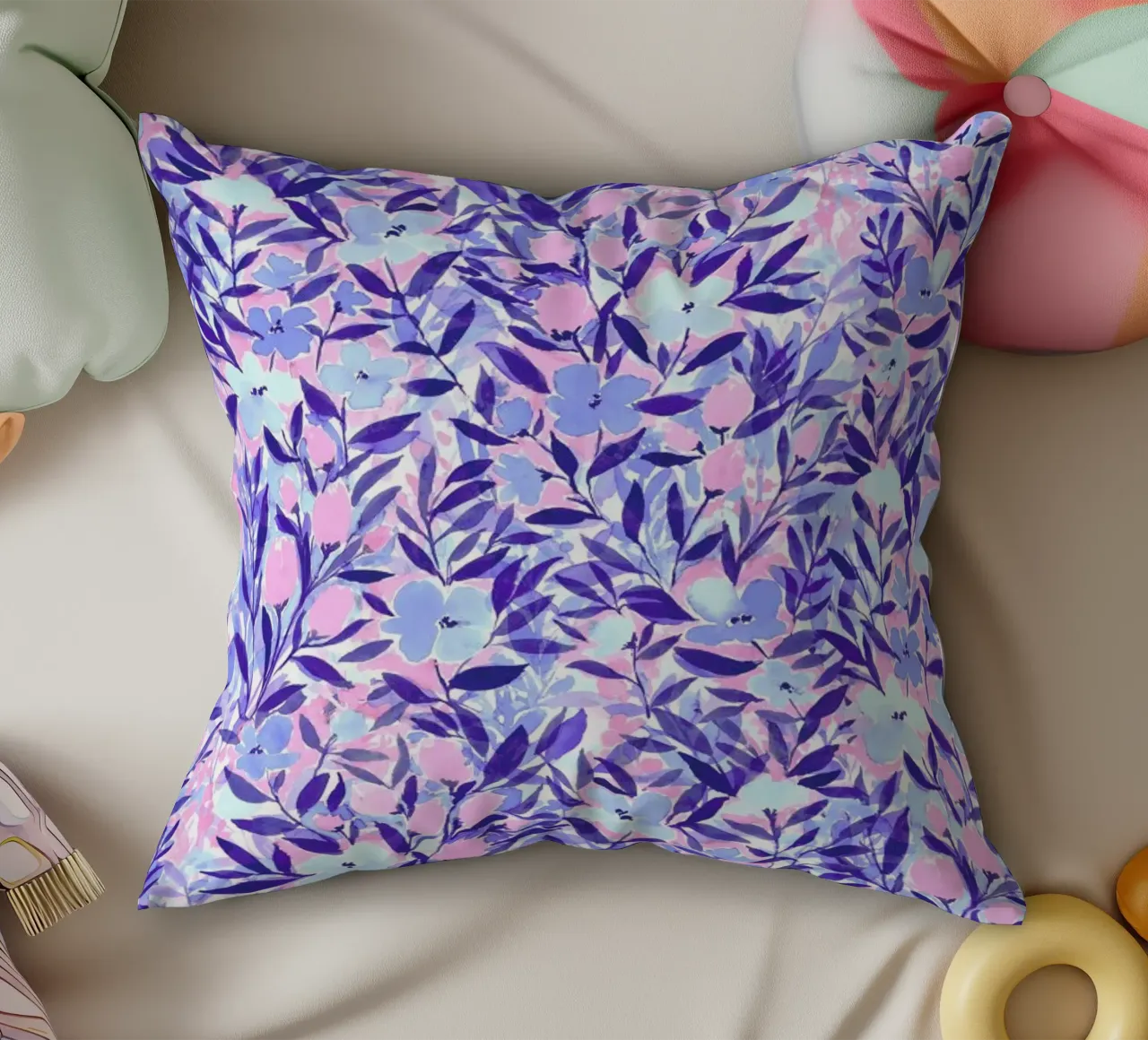 Nonchalant Pink cuscino da Jacqueline Maldonado