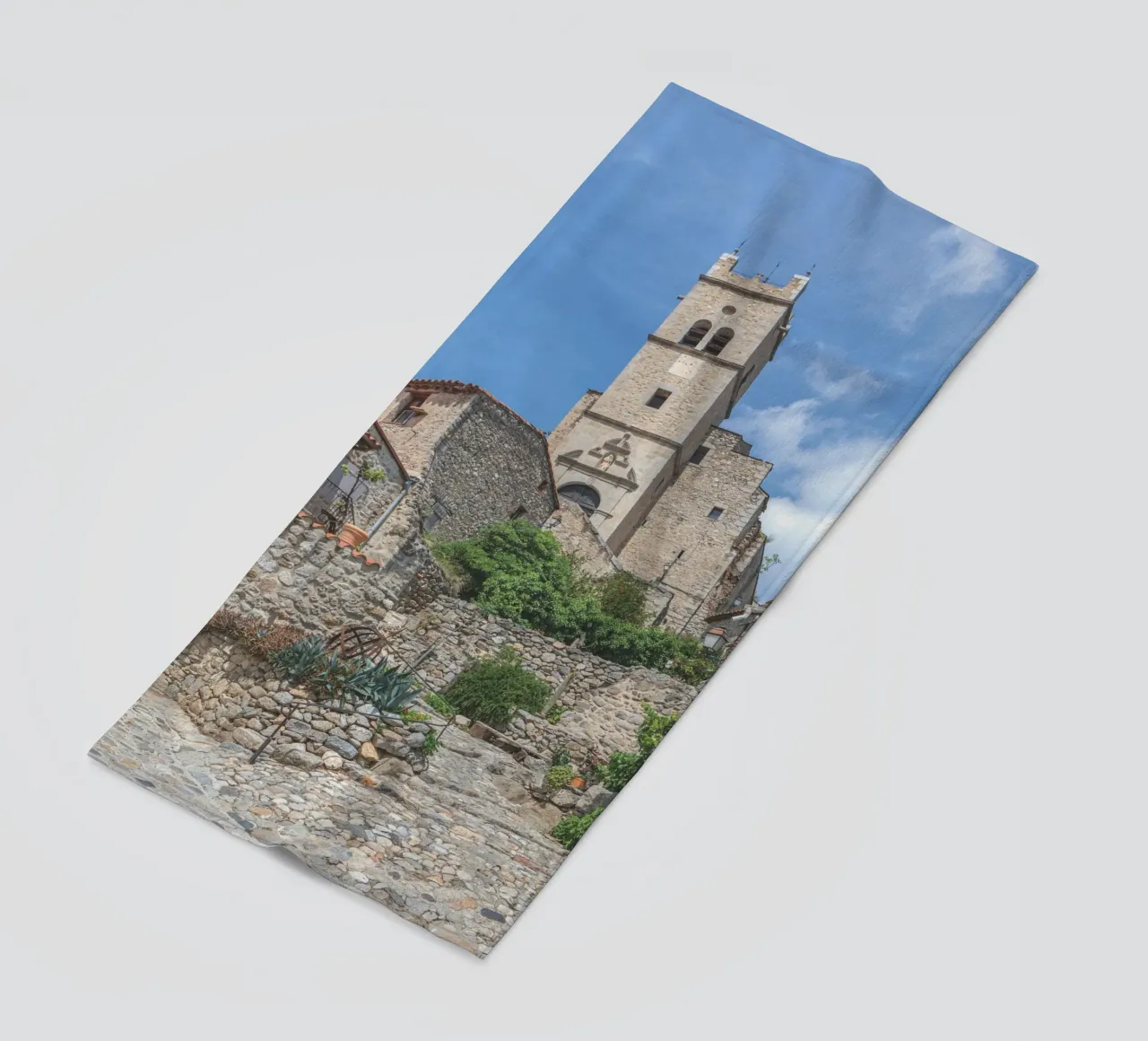 Eglise Saint-Vincent-d'En-Haut, Eus toalla de playa de Dave Hare Photography
