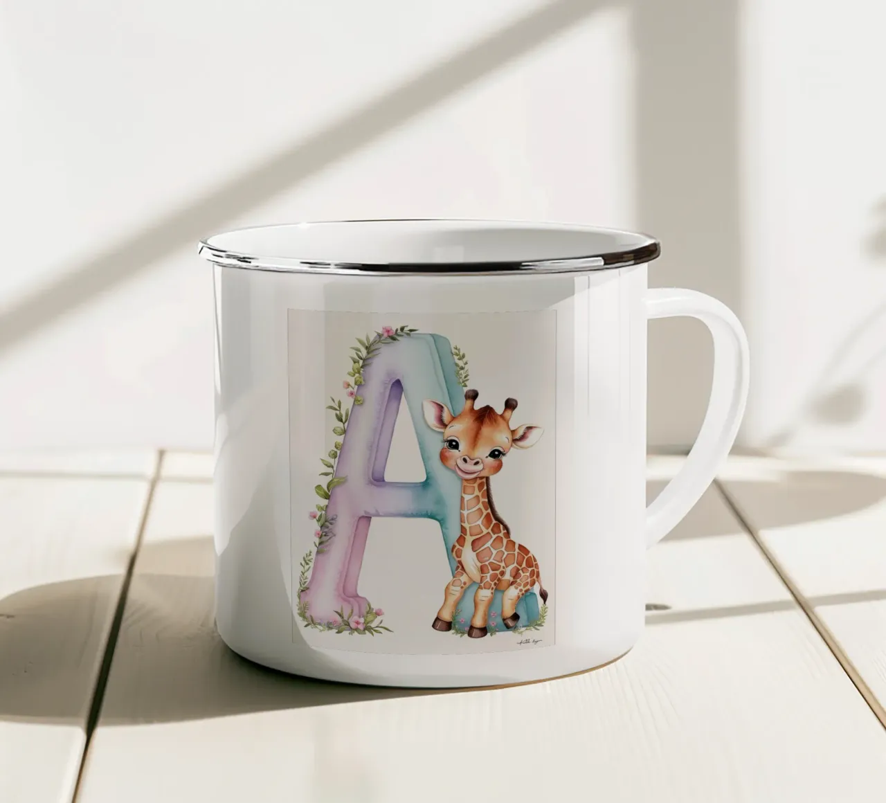 Lettera A Girrafe bambini tazza in smalto da Kids zone