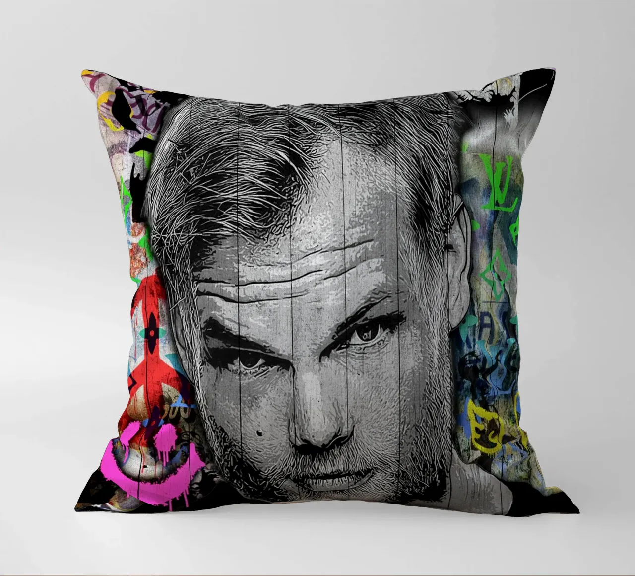 Pop art Avicii cuscino da FreeArtStudio