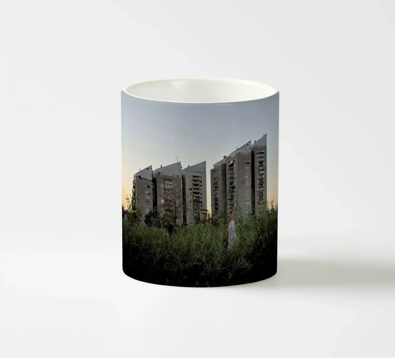 Ljubljana #4 tazza in ceramica da The Urban Yoga