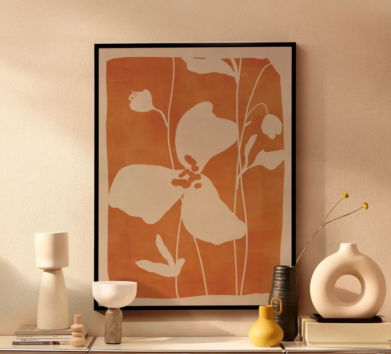 Fiori astratti minimali 4 poster con telaio in alluminio da ThingDesign
