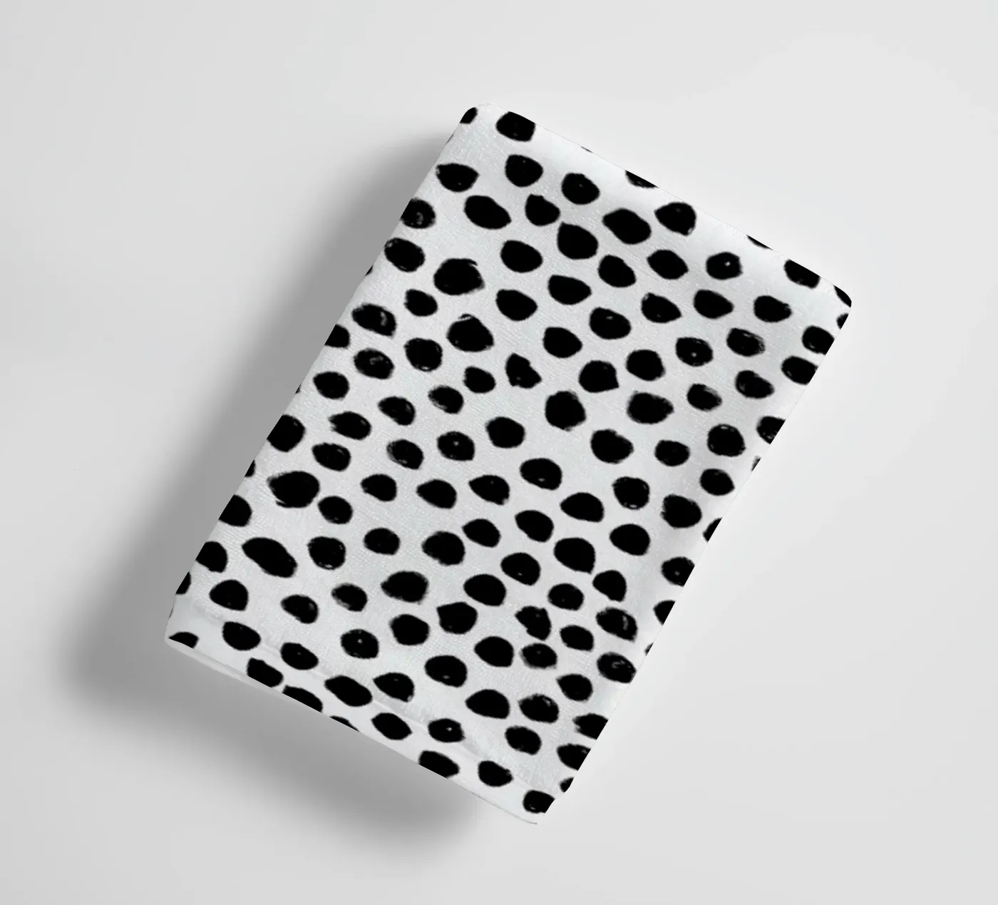 Small Dots towel by Niina Pechkovskaya