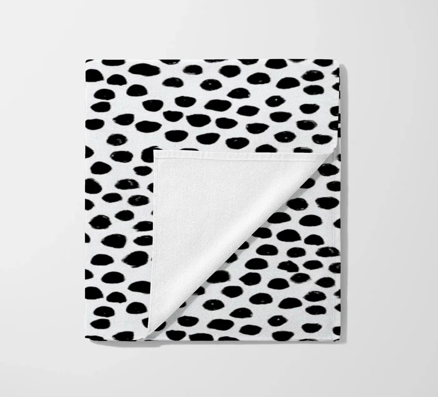 Small Dots strandhanddoek van Niina Pechkovskaya