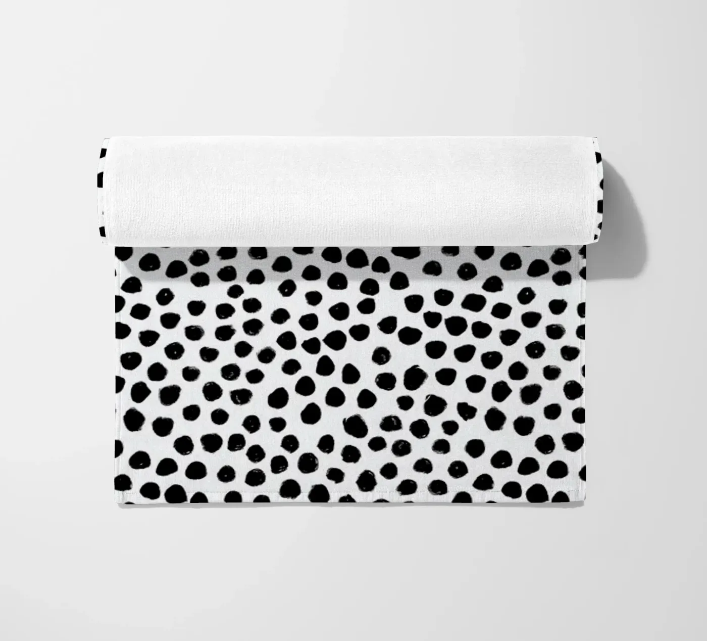 Small Dots Strandtuch von Niina Pechkovskaya