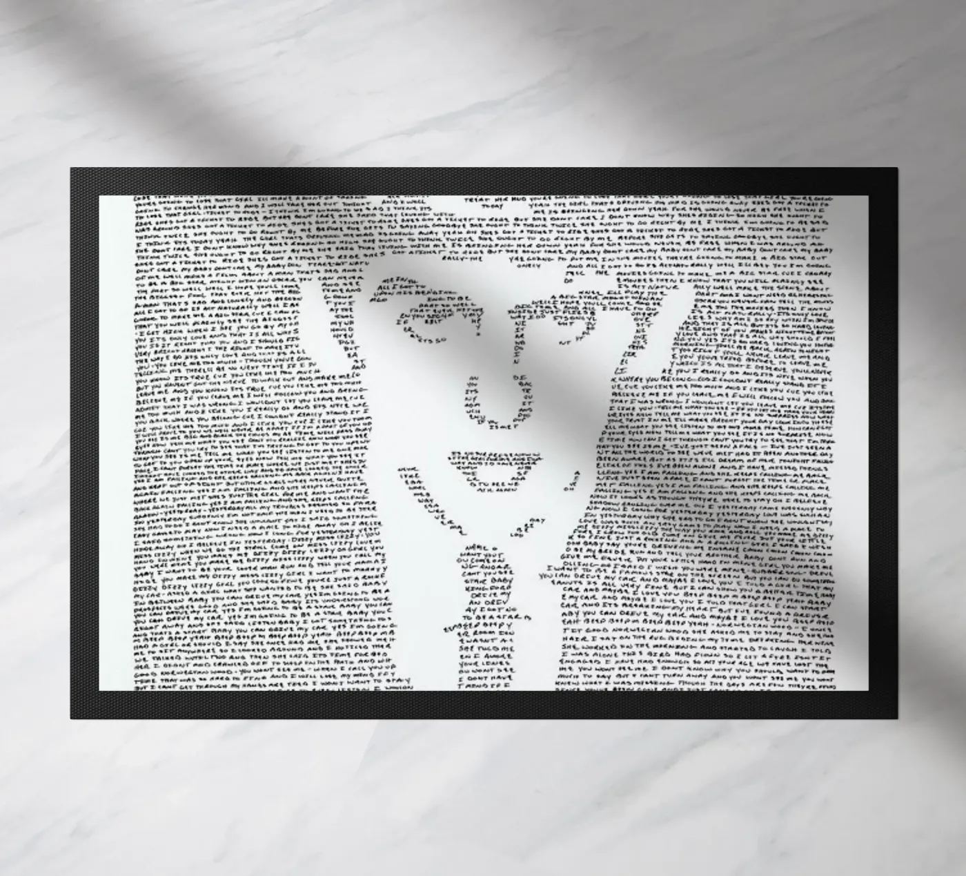 George deurmat van Mike Matola