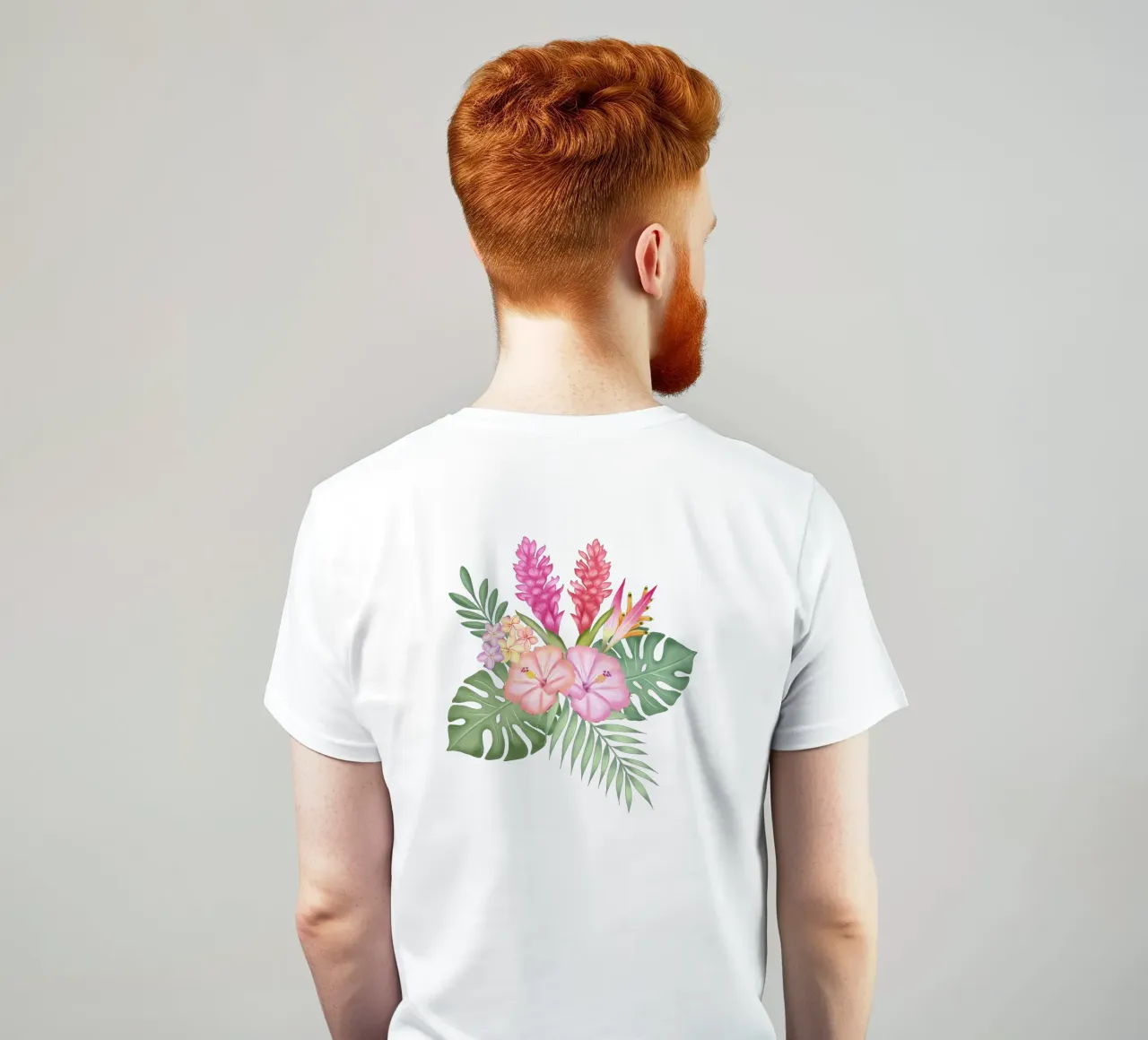 Sogno tropicale con fiori esotici. t-shirt da CalliLetters