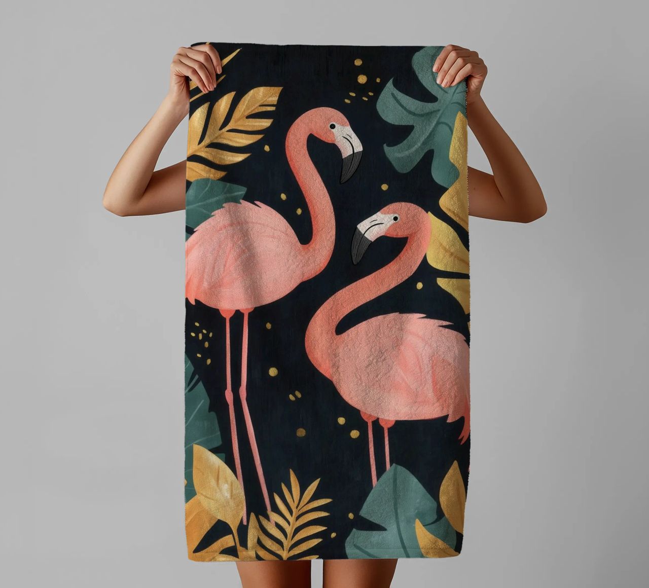 Flamingos inmitten von tropischem Laub Handtuch von Melloi Art Print