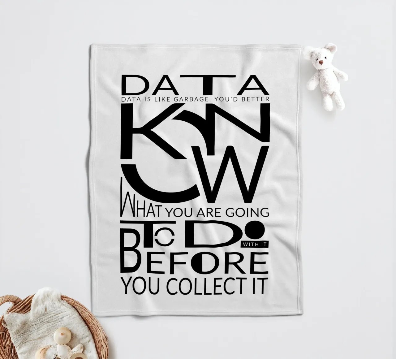 Data is like... Fleecedecke von LIMITED EDITION LETTERS