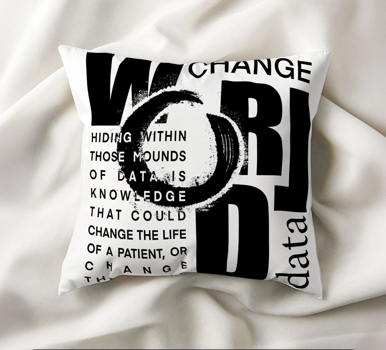 Data could change the world cuscino da LIMITED EDITION LETTERS