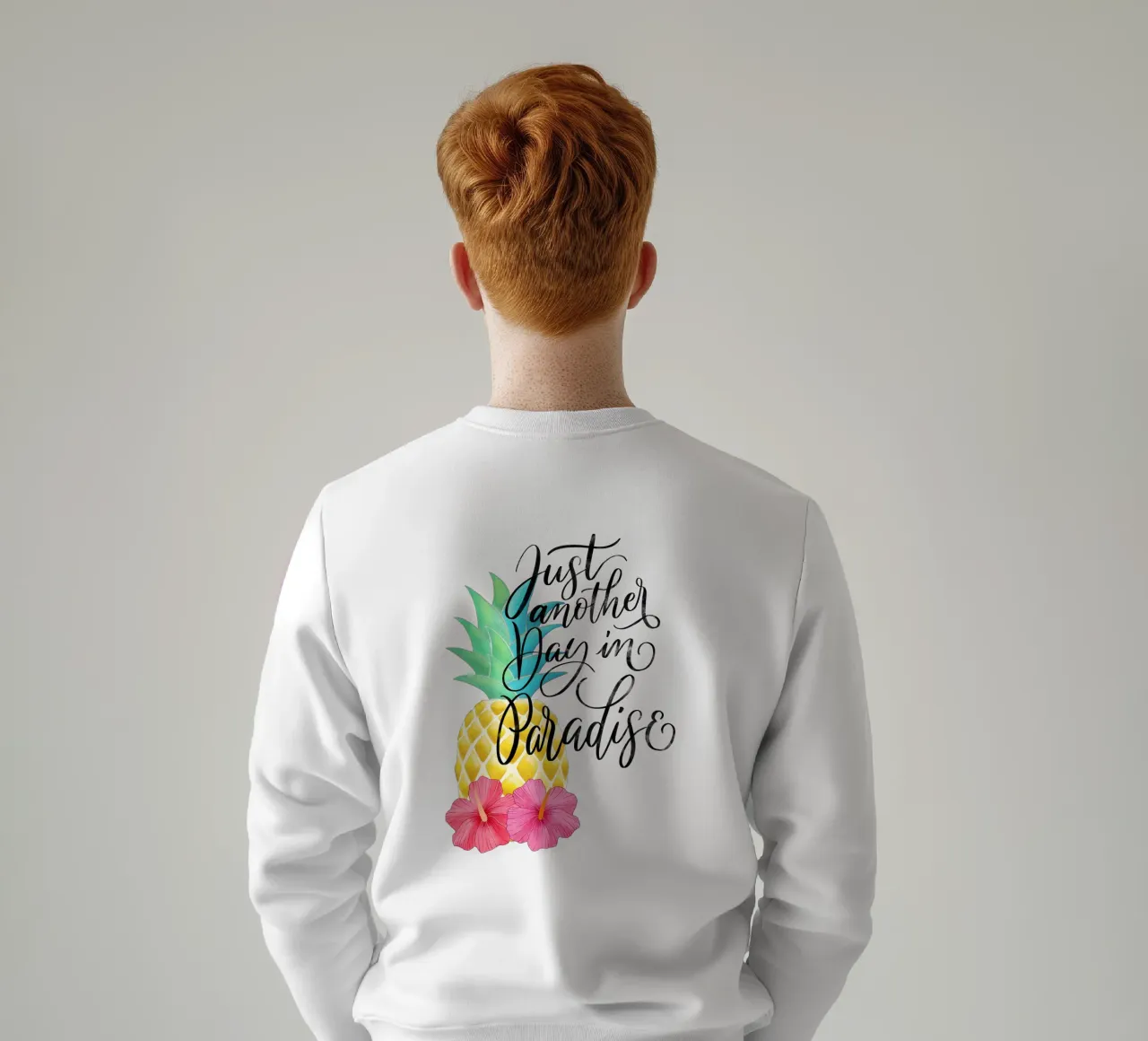 Ein weiterer Tag im Paradies. Good Vibes Zitat. Beschriftung. Sweatshirt von CalliLetters
