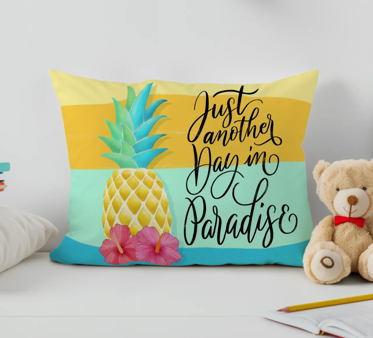 Un día más en el paraíso. Good Vibes Zitat. Lettering. cojín de CalliLetters