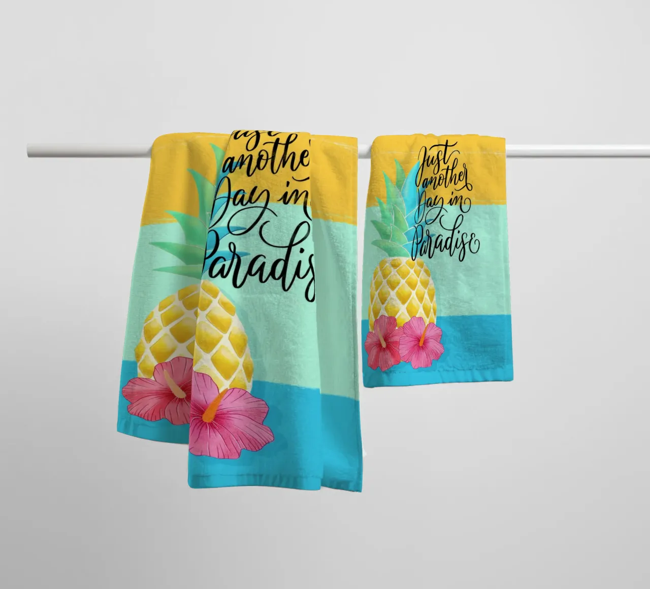 Ein weiterer Tag im Paradies. Good Vibes Zitat. Beschriftung. Handtuch von CalliLetters