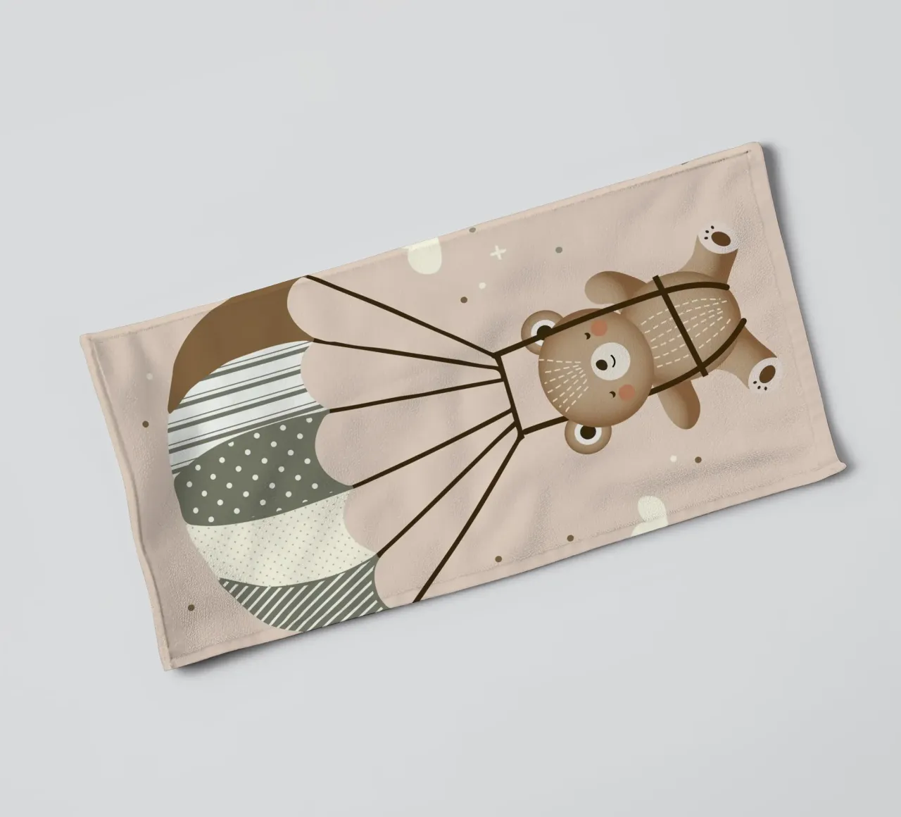 Orso con paracadute - Illustrazione giocosa in colori tenui asciugamano da bagno da namosh