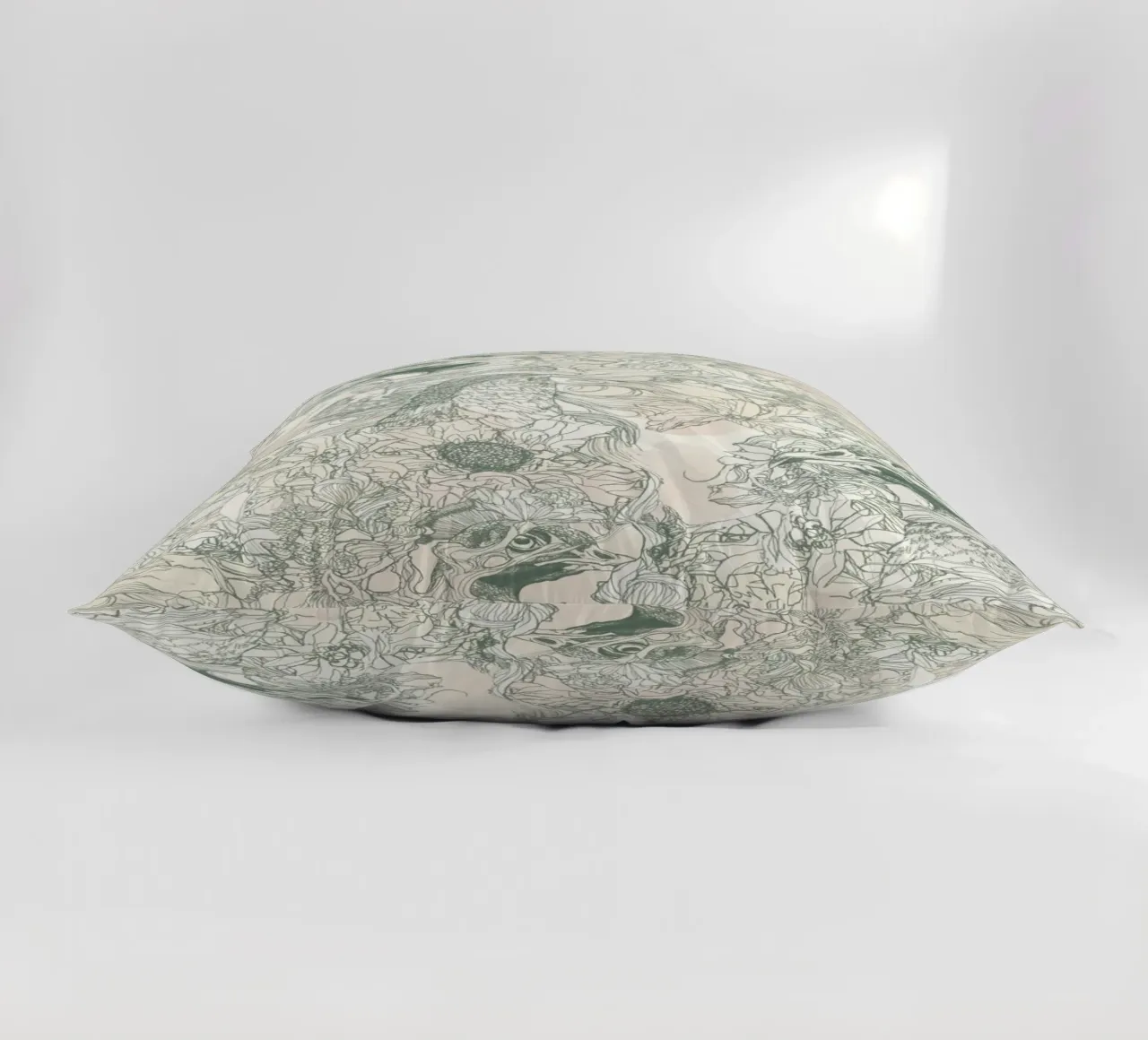 pavoni1 cuscino da Giulio Iurissevich