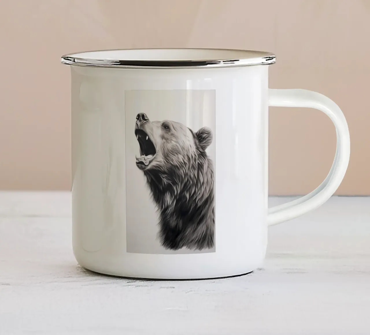 Disegno di un orso potente tazza in smalto da Carinaprint