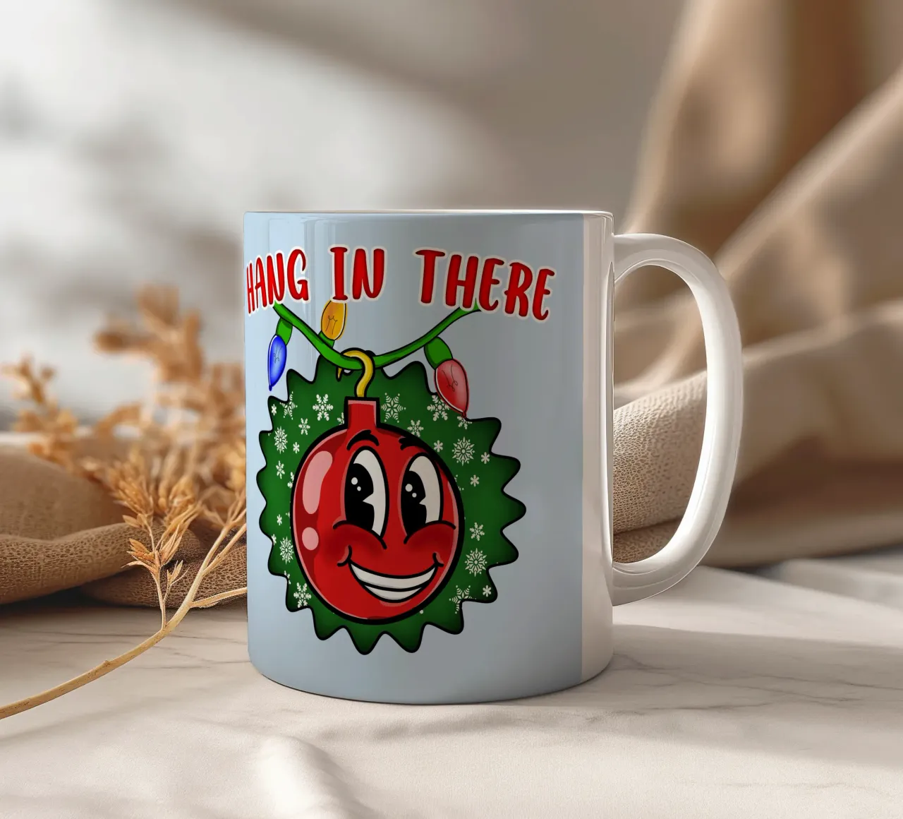 Palla di Natale "Hang in There" - Decorazioni festive d'ispirazione tazza in ceramica da sillyindustries