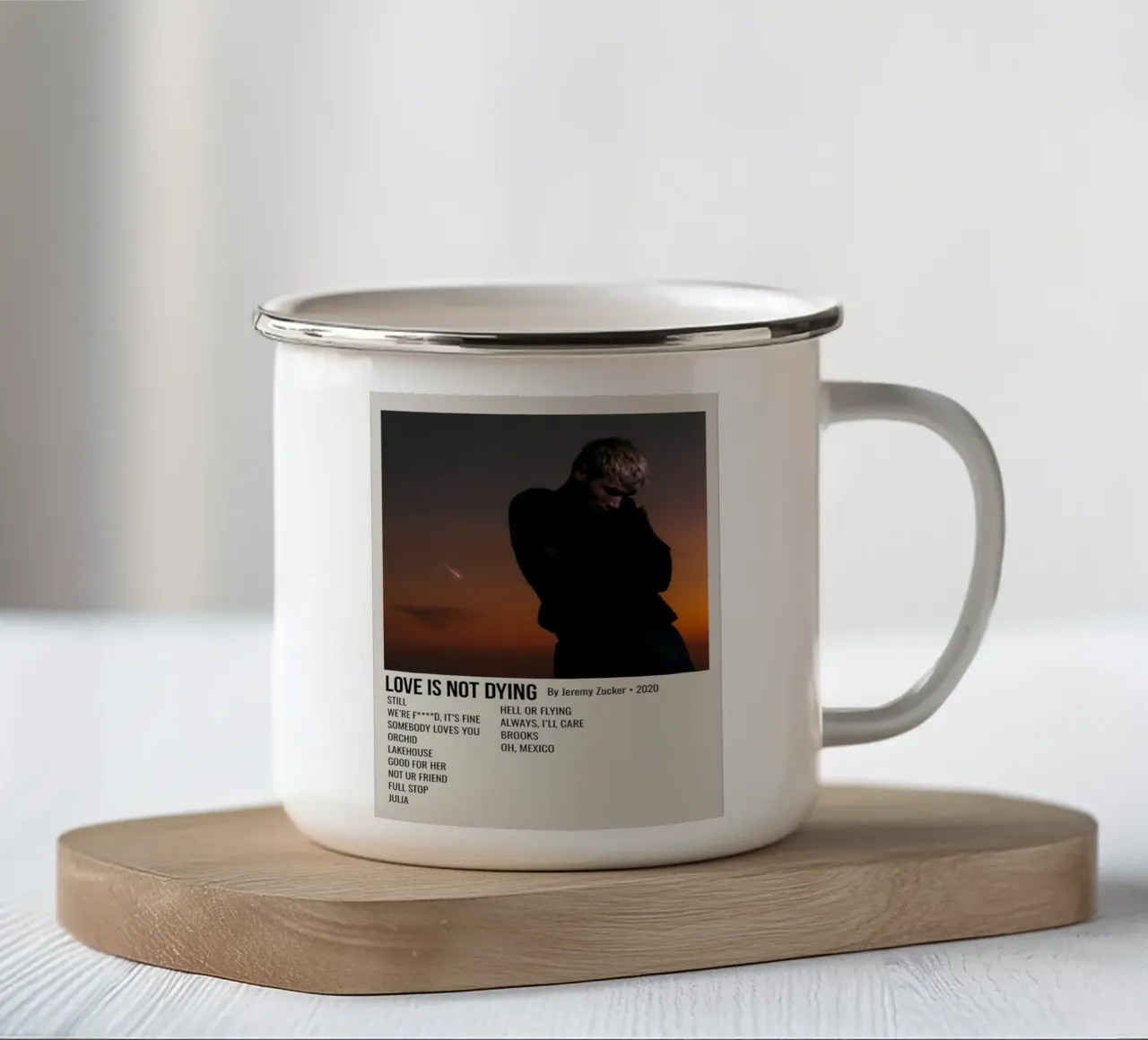 LOVE IS NOT DYING By Jeremy Zucker 2020 emaille mok van SoundStudio