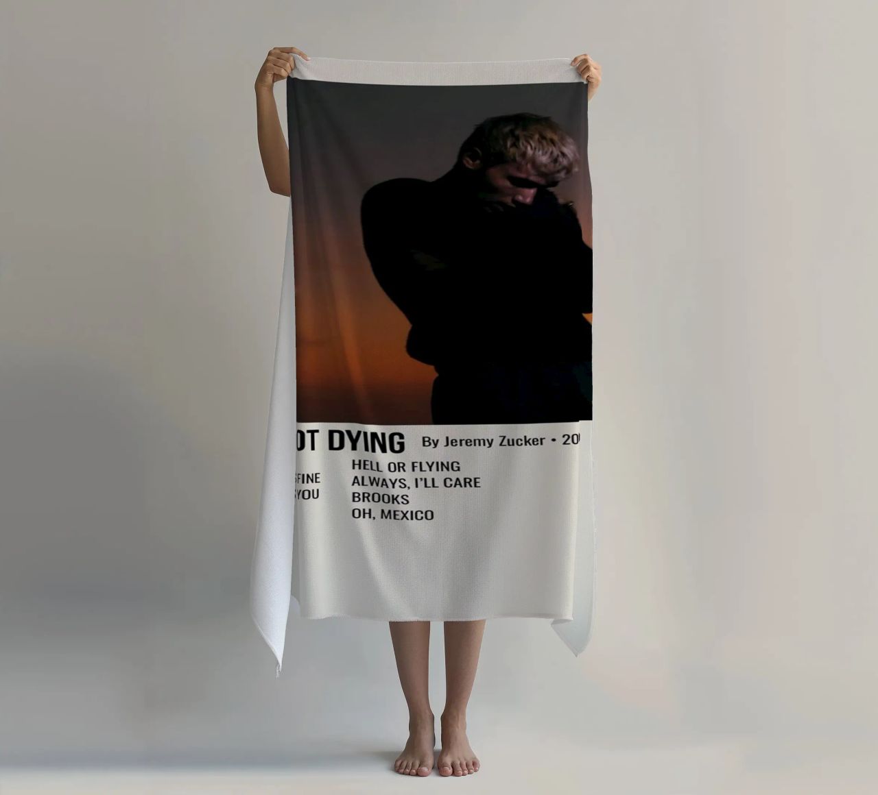 LOVE IS NOT DYING By Jeremy Zucker 2020 telo mare da SoundStudio