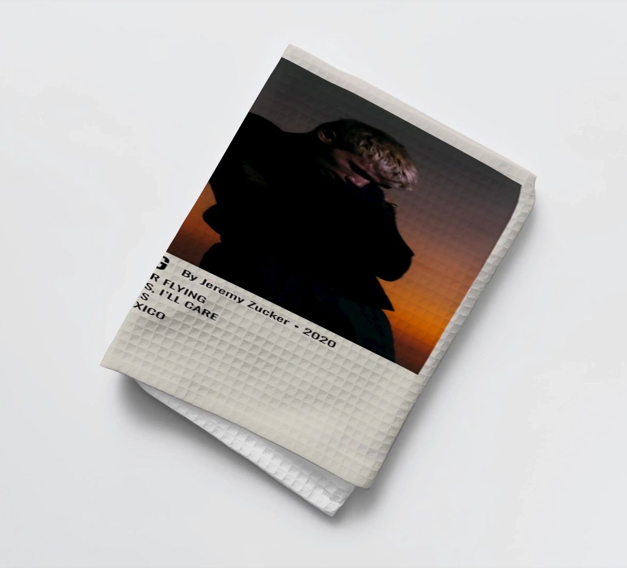 LOVE IS NOT DYING By Jeremy Zucker 2020 canovaccio da cucina da SoundStudio