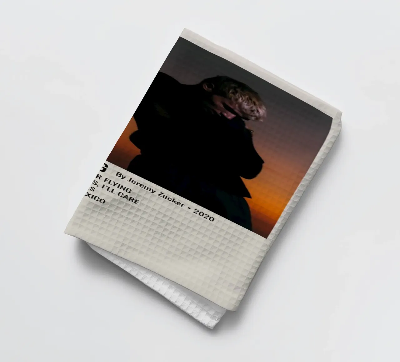 LOVE IS NOT DYING By Jeremy Zucker 2020 torchon de SoundStudio