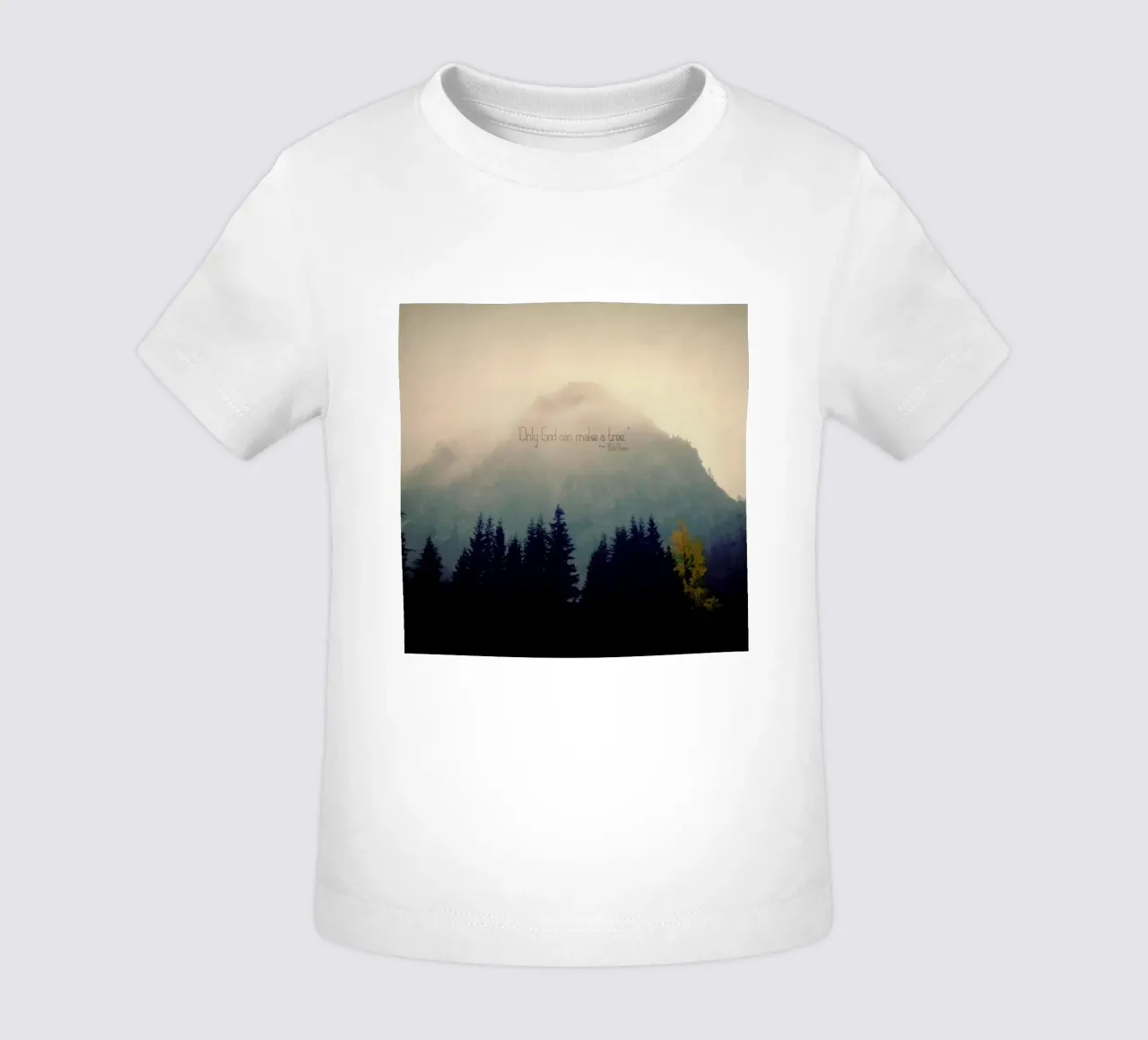 Only God Can Make A Tree camiseta de bebé de Robin Delean