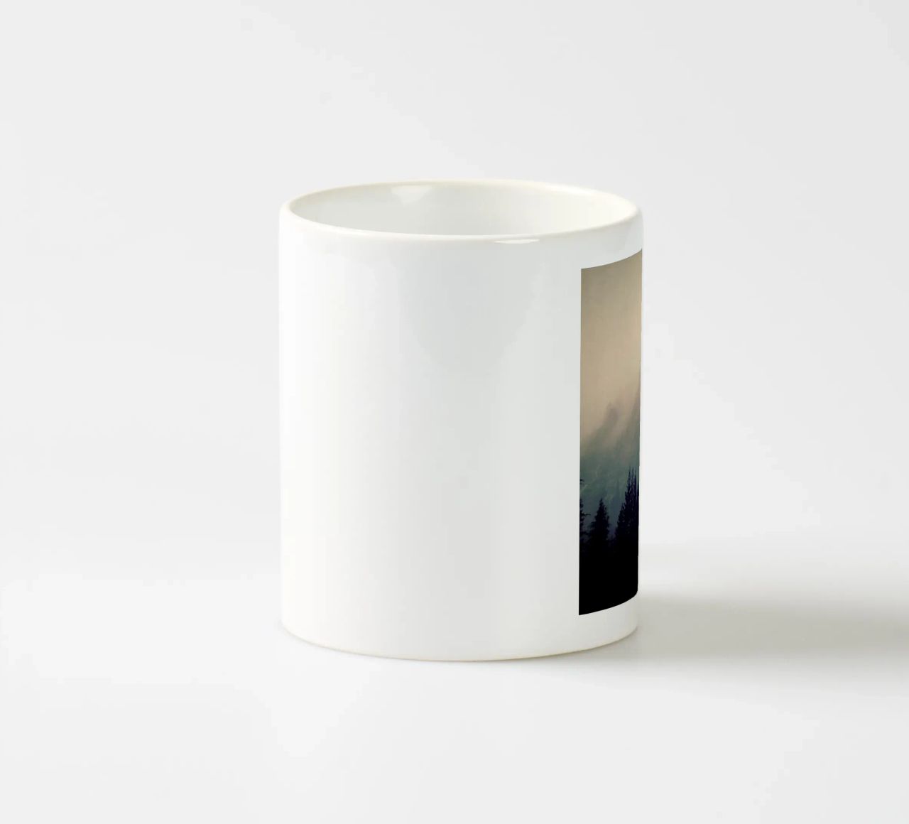 Only God Can Make A Tree tazza in ceramica da Robin Delean