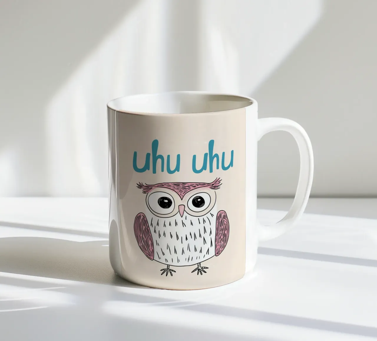 Un simpatico linguaggio da gufo tazza in ceramica da Carinaprint
