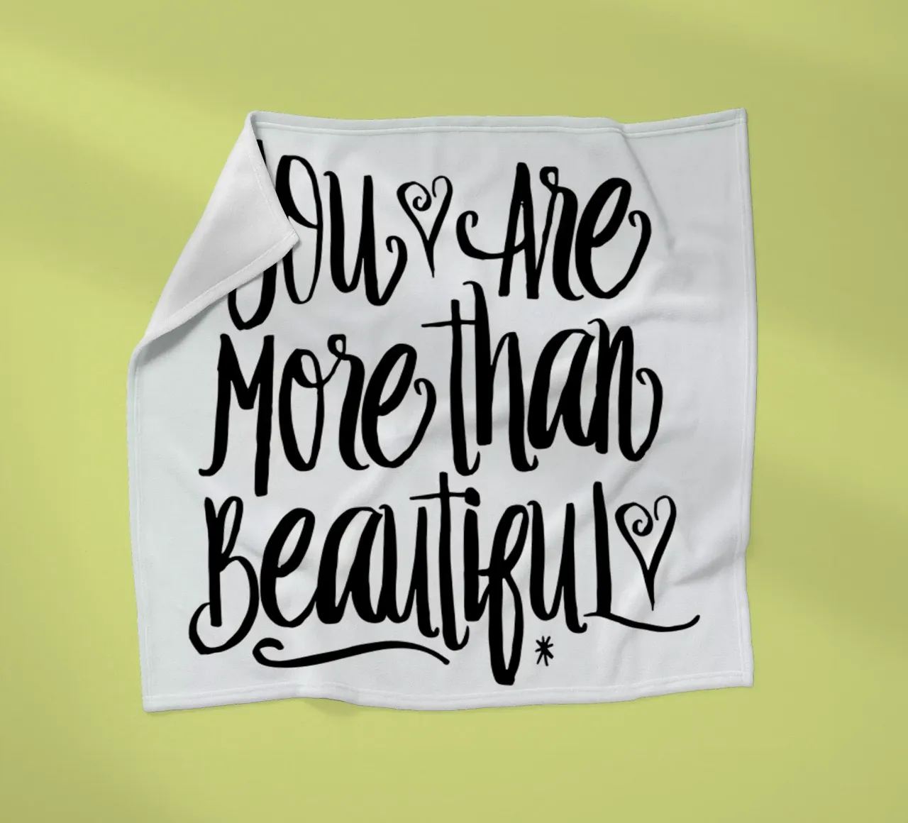 You Are More Than Beautiful coperta in pile da Honeymoon Hotel