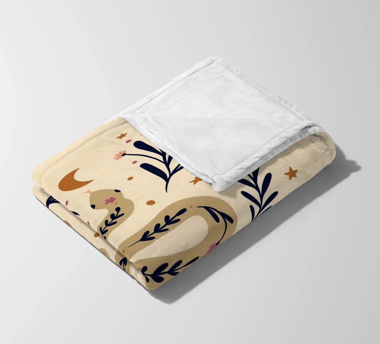 Serpente e fiori - beige e indaco coperta in pile da Wackapacka