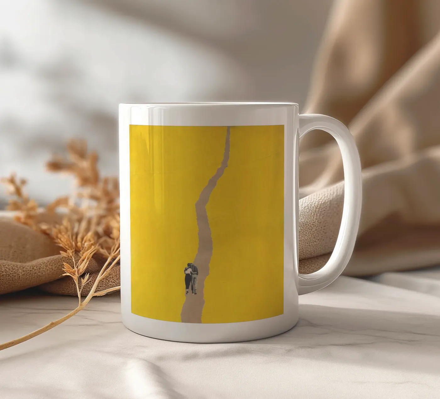Couple torn path ceramic mug by Carlos Quitério
