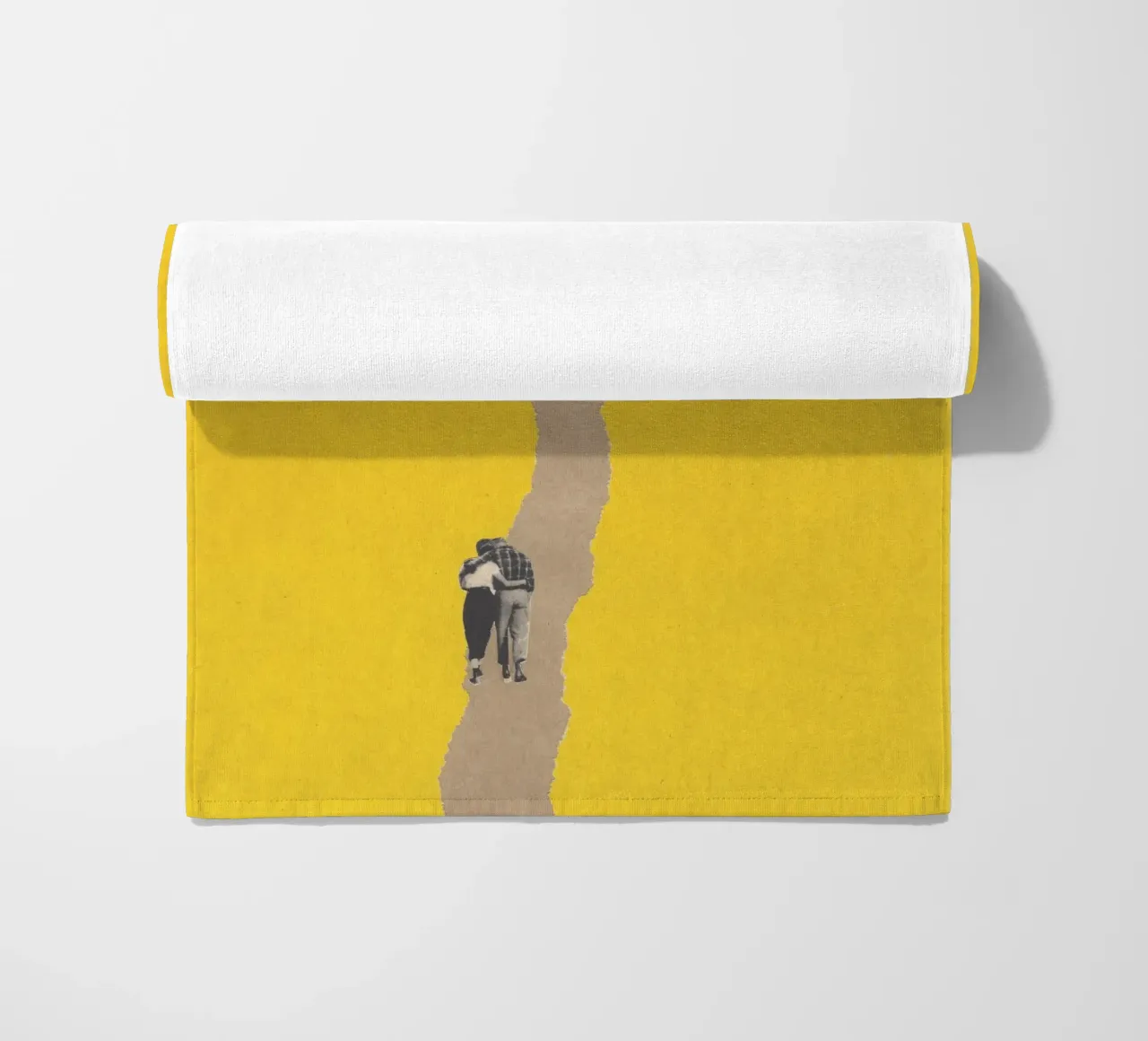 Couple torn path telo mare da Carlos Quitério