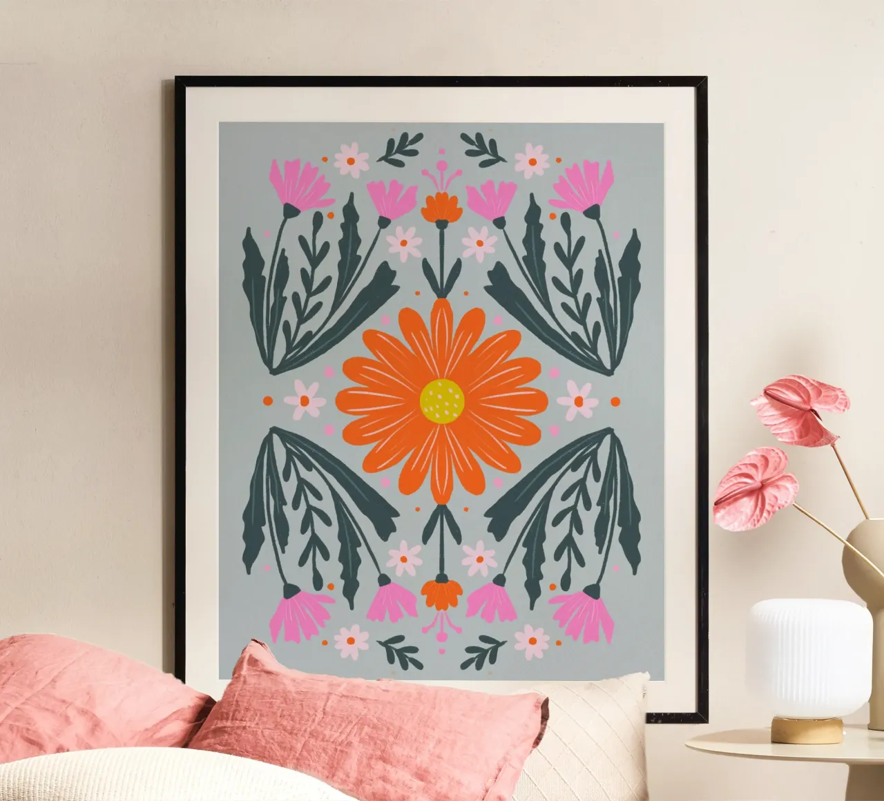 Fiore arancione con boccioli rosa poster con telaio in plastica da Wackapacka