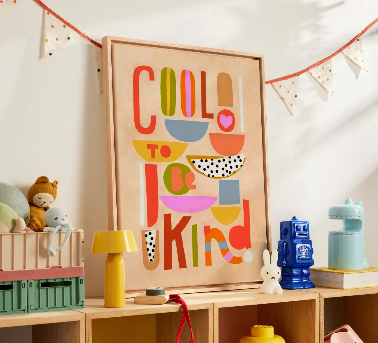 Cool to be Kind - Tipografia motivazionale per bambini tela con Cornice a cassetta da Dominique Vari Words
