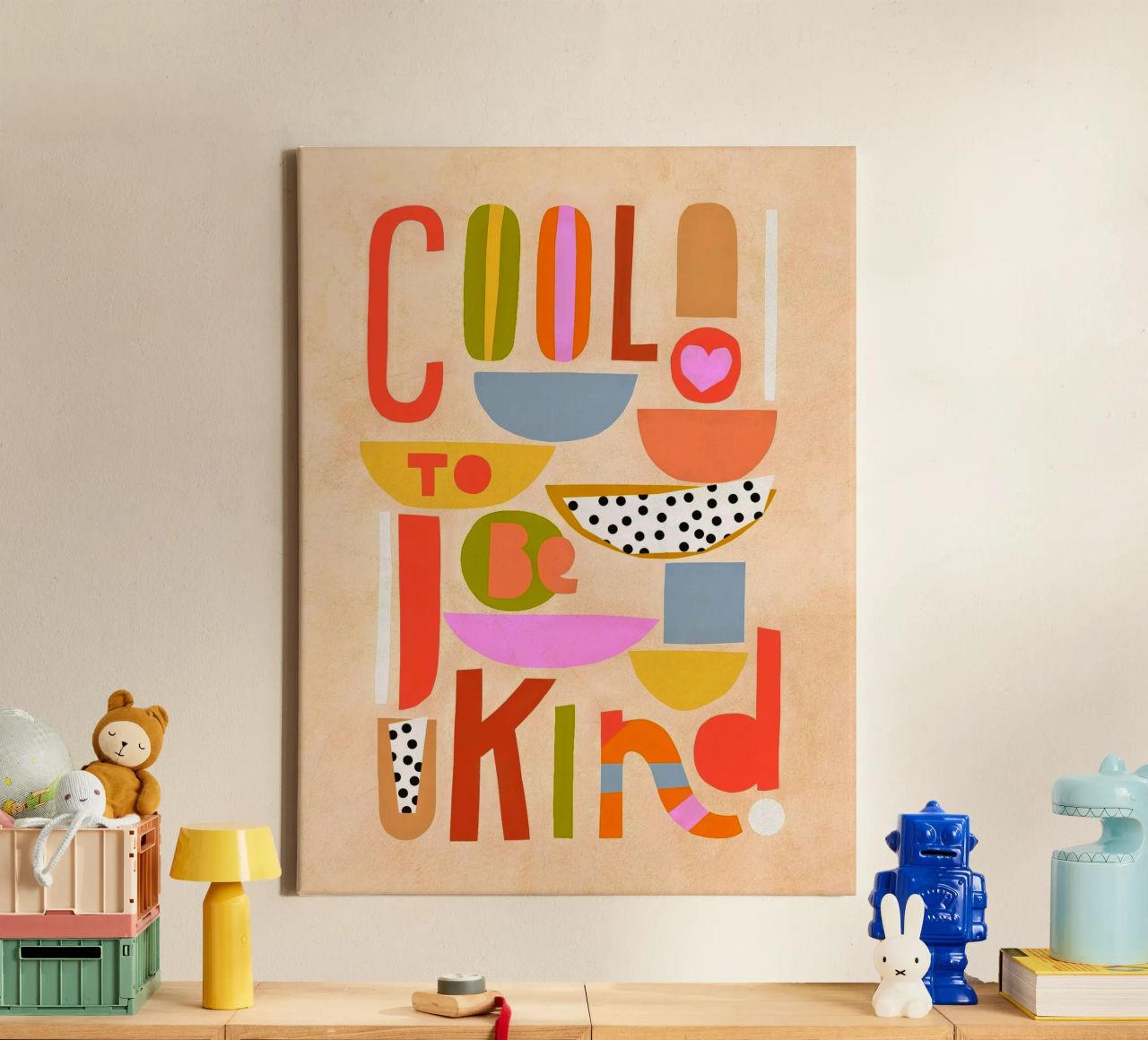 Cool to be Kind - Motivierende Typografie für Kinder Leinwand von Dominique Vari Words