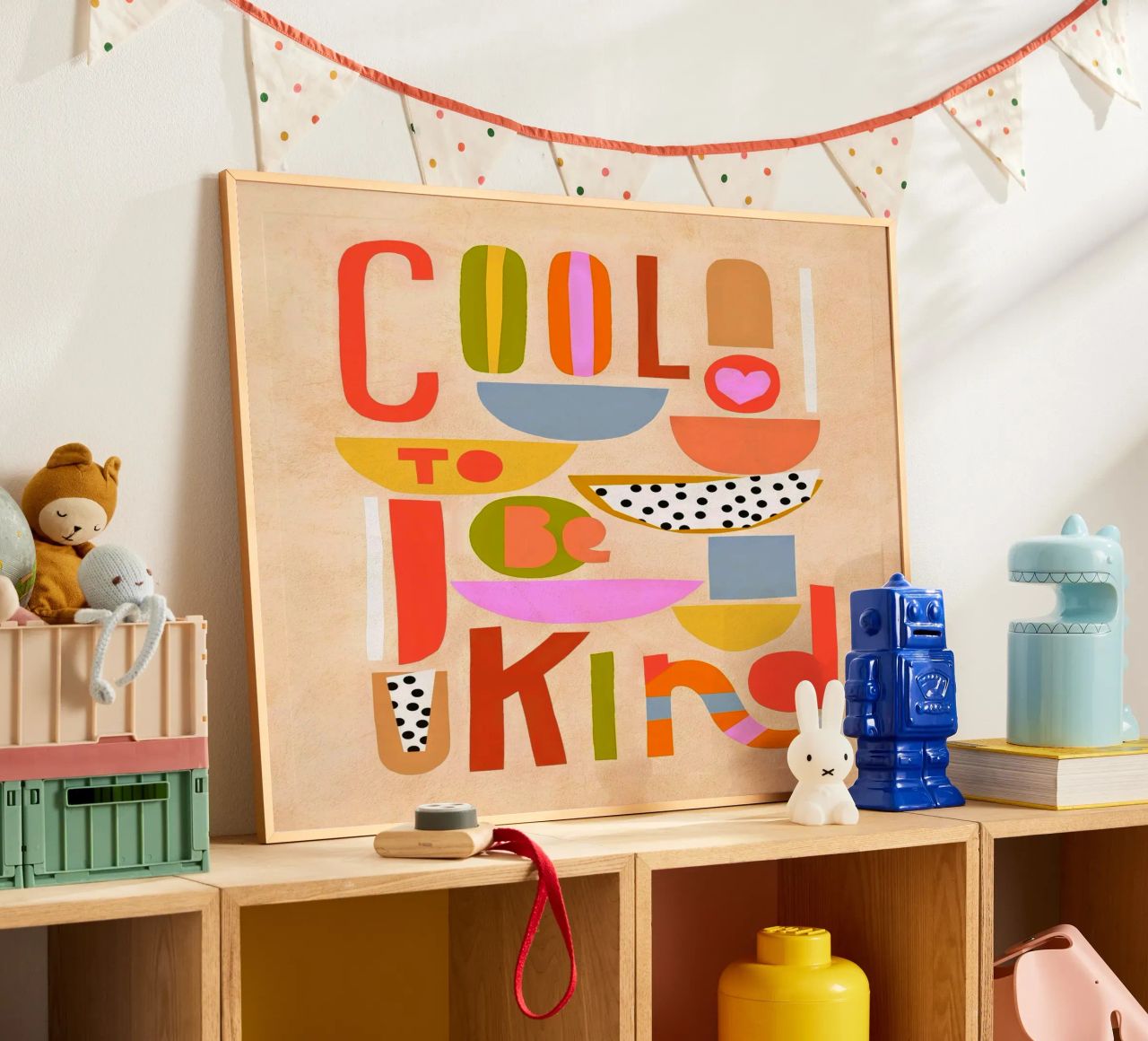 Cool to be Kind - Typographie motivante pour les enfants poster de Dominique Vari Words