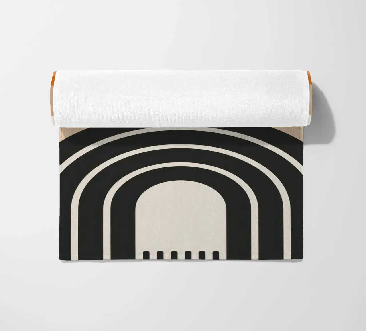 Retro regenboogontwerp strandhanddoek van Whole©