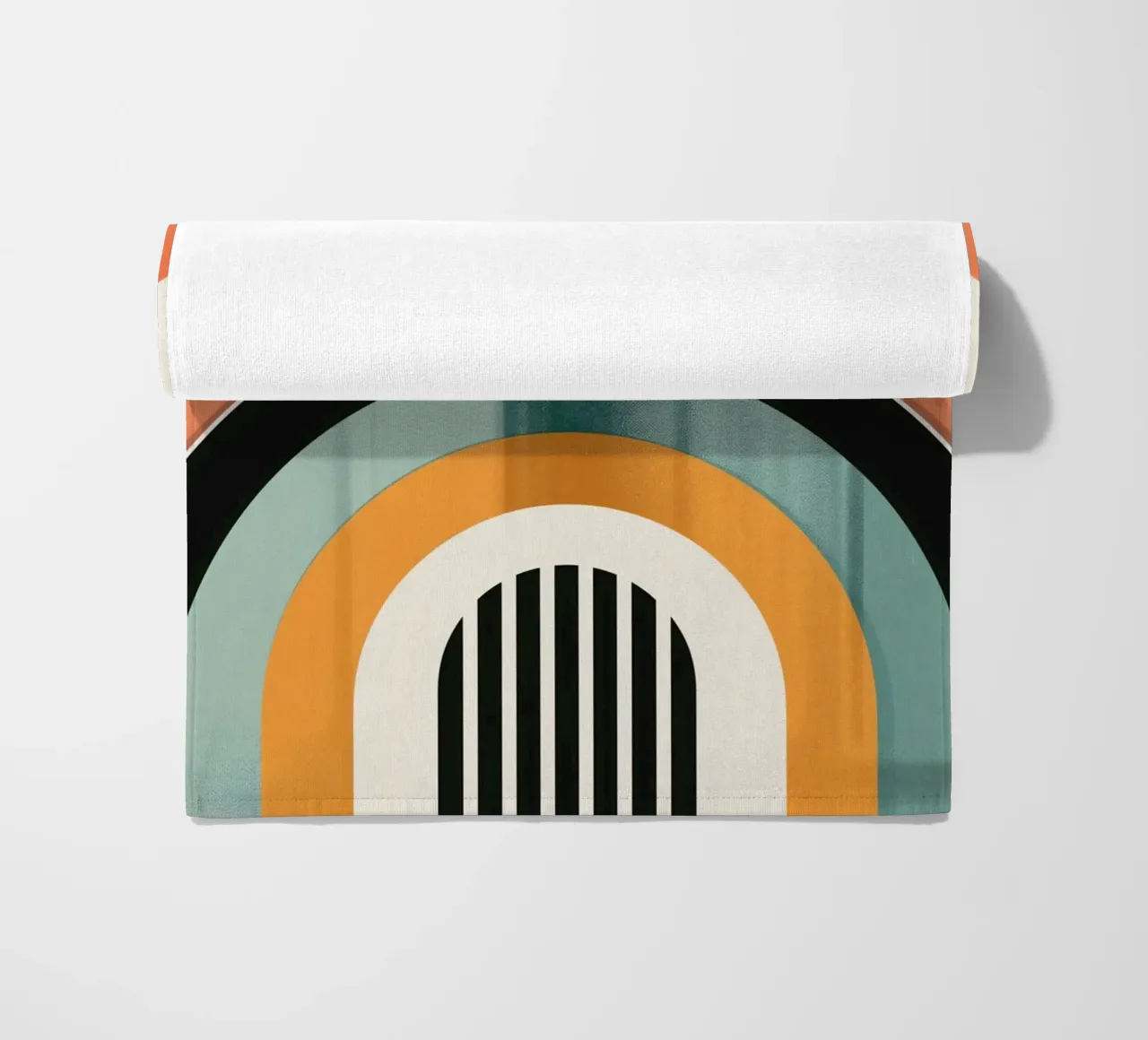 Design geometrico retrò telo mare da Whole©