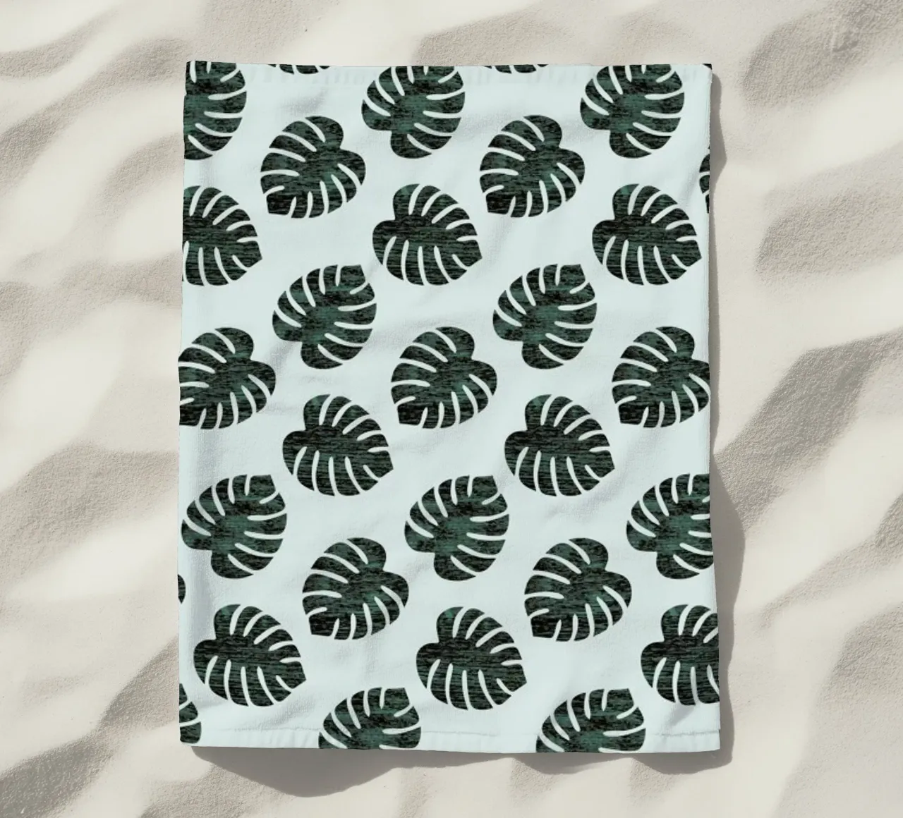 Monstera Pattern Strandtuch von Karin Bijlsma