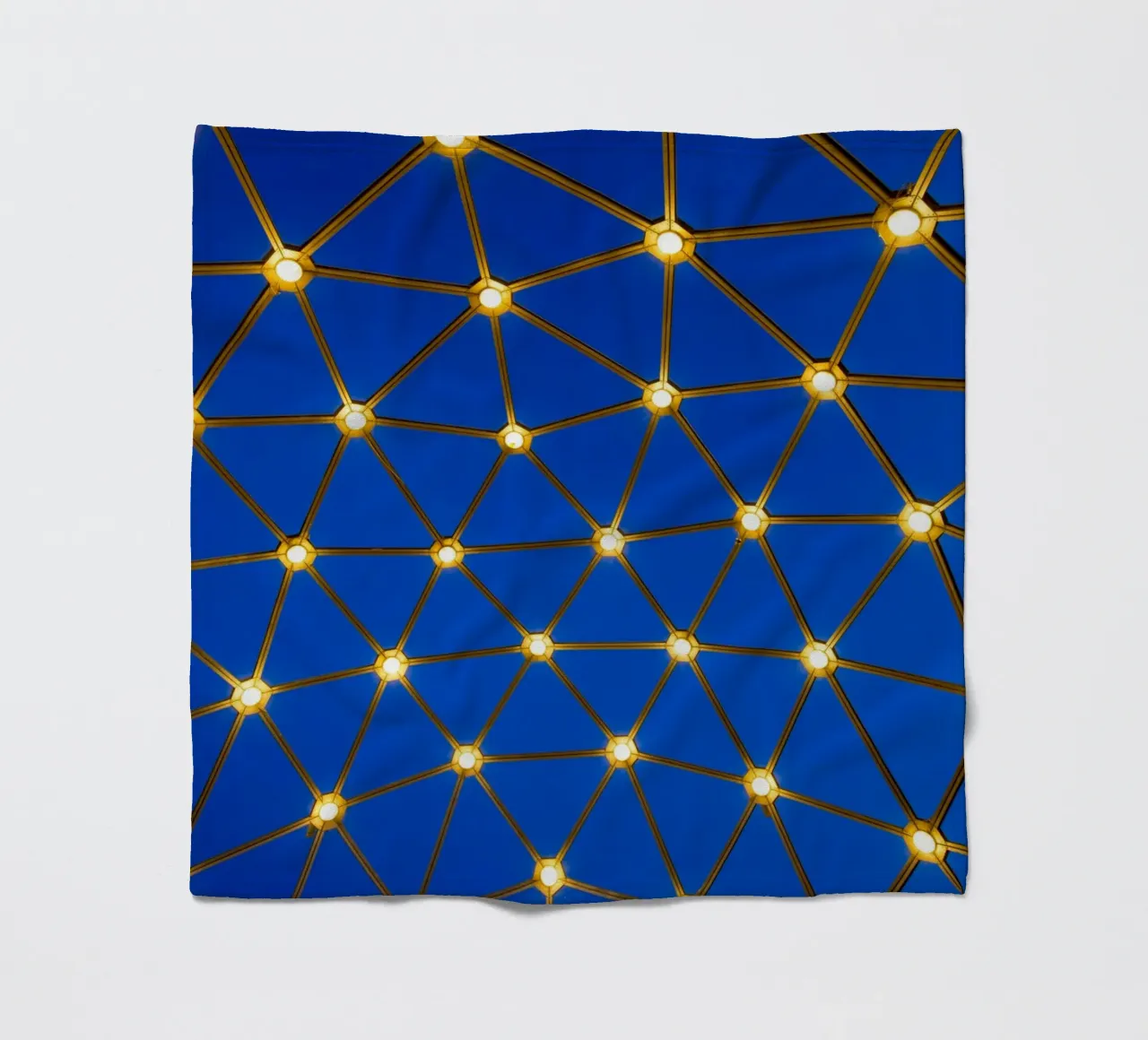 Lampade su sfondo blu coperta in pile da anderm