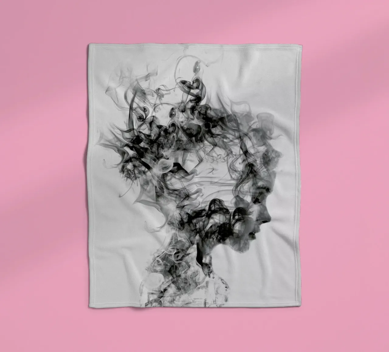 Dissolve Me coperta in pile da Dániel Taylor