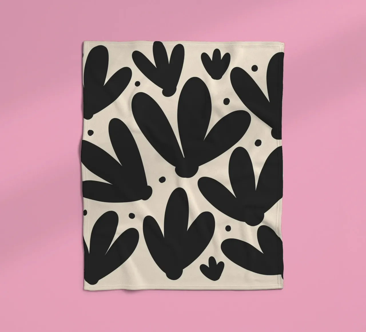 Tulipani astratti monocromatici coperta in pile da Wackapacka