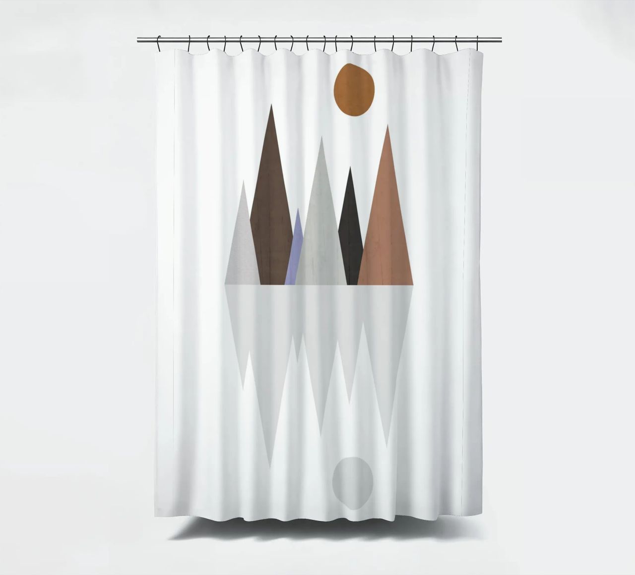Minimalist landscape with inverted reflection tenda da doccia da LisaArtes
