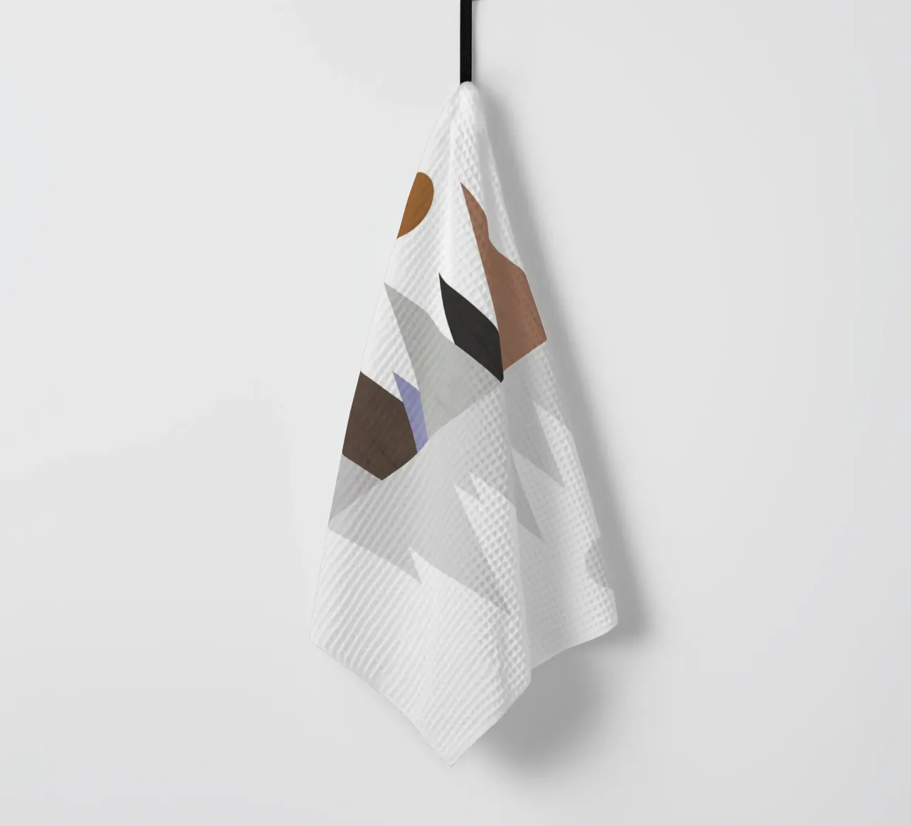 Minimalist landscape with inverted reflection Geschirrtuch von LisaArtes