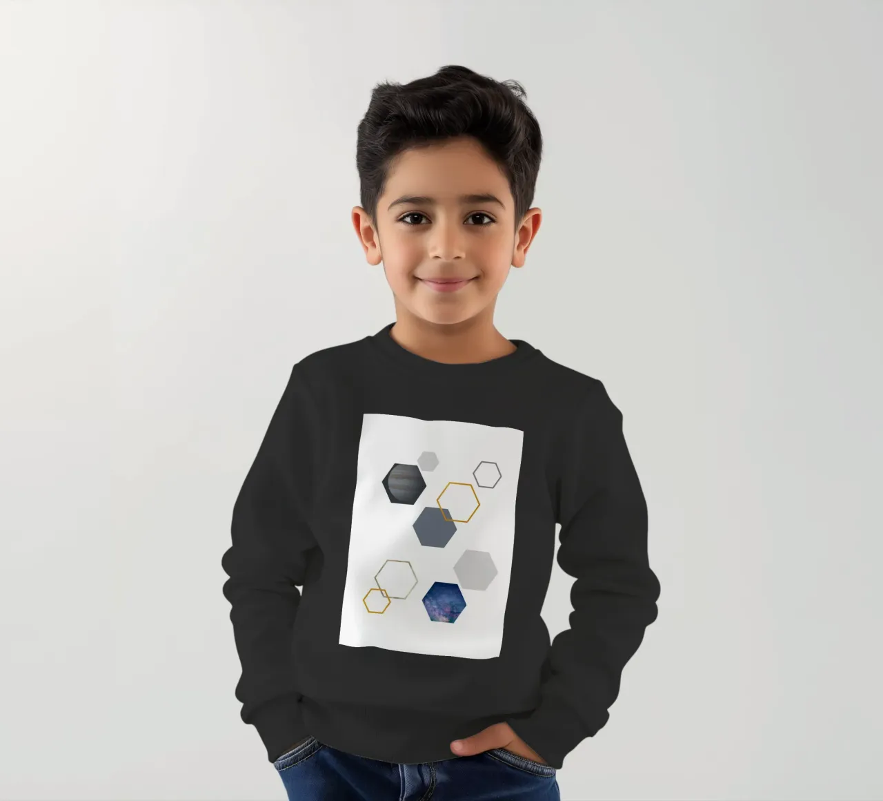 Hexagonal shapes and planet felpa bambino da LisaArtes