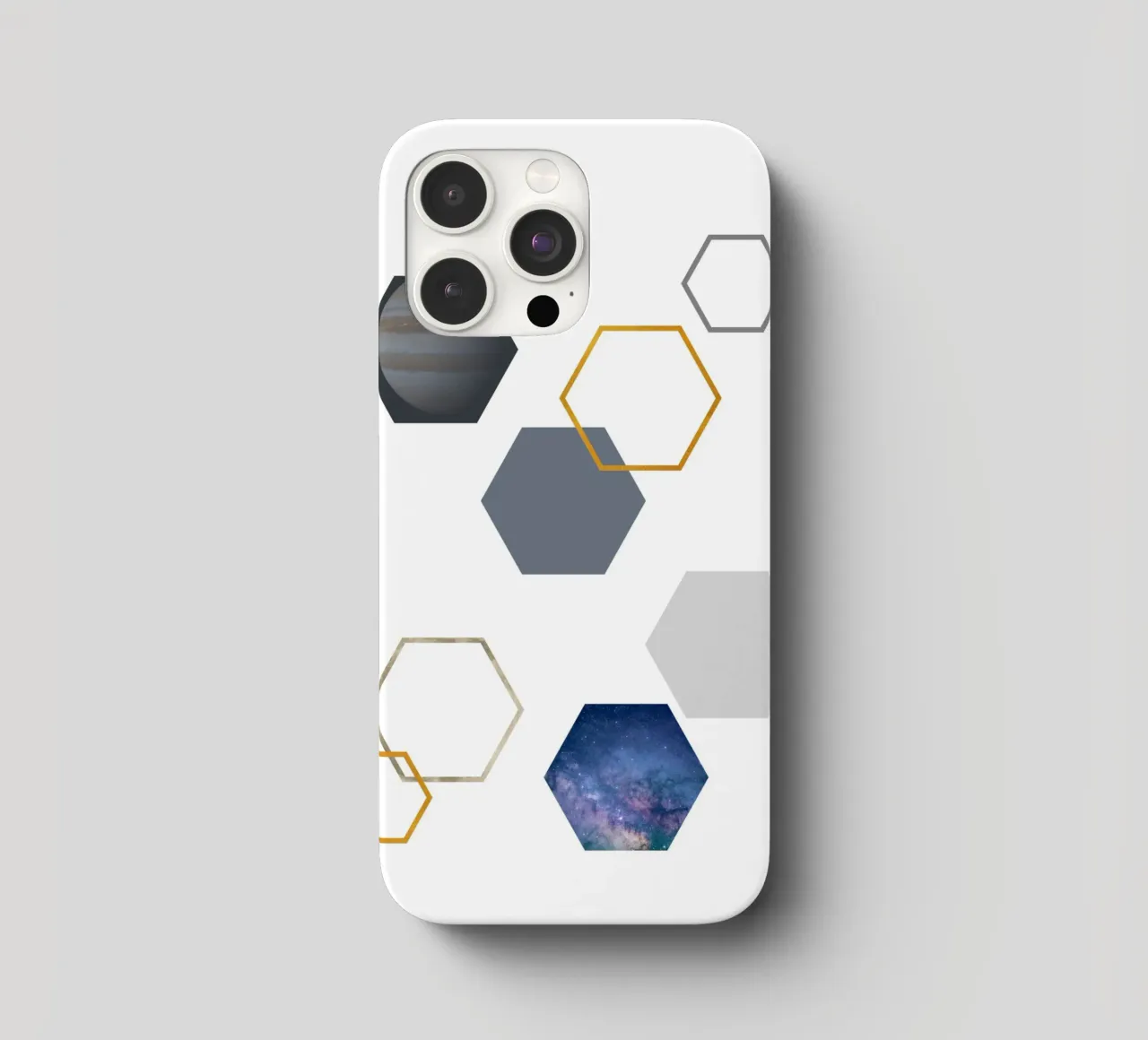 Hexagonal shapes and planet cover iphone da LisaArtes