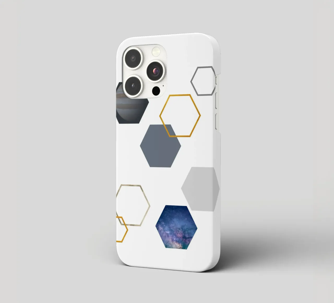 Hexagonal shapes and planet cover iphone da LisaArtes